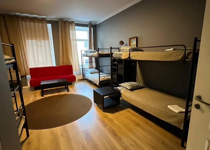 Centro Nakvynės namai