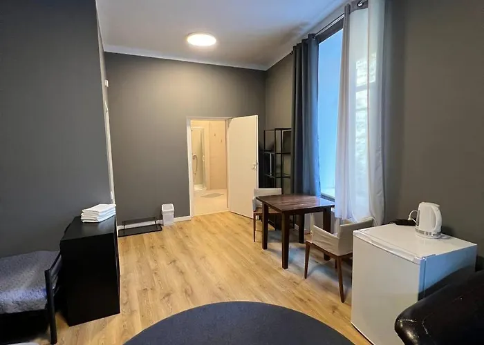 Centro Nakvynės namai